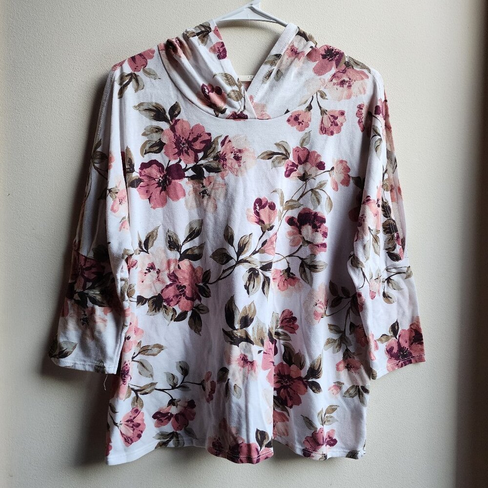 Le Lis Floral Hoodie in Pink and Cream